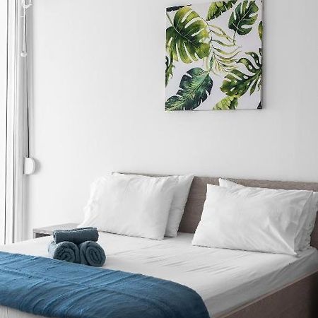 Blue Horizon 5 Apartment Nea Kallikrateia Екстериор снимка