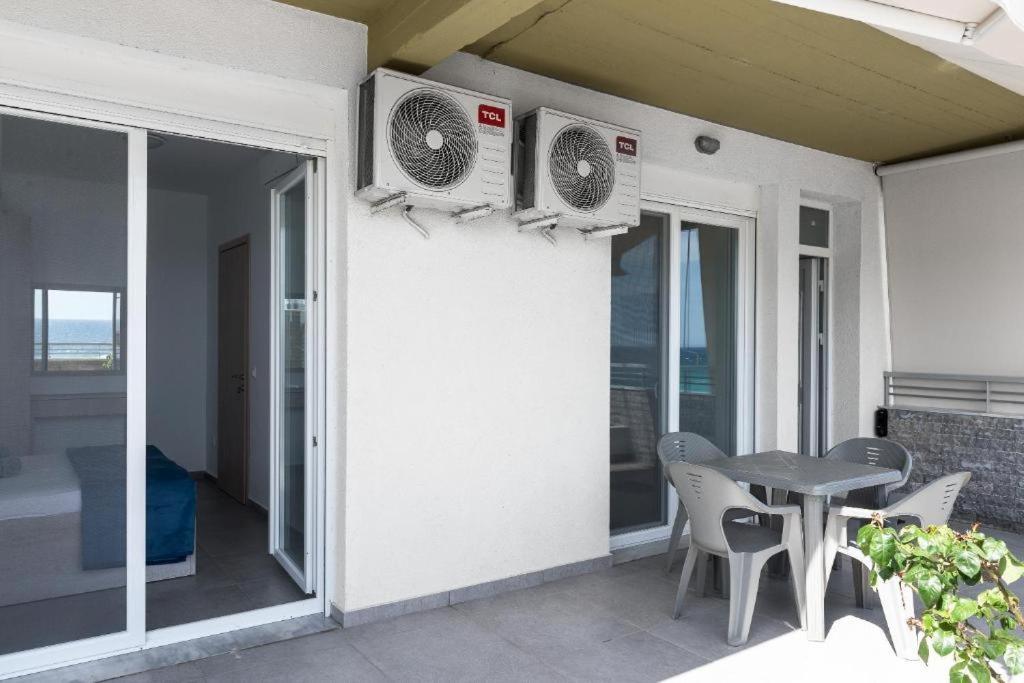 Blue Horizon 5 Apartment Nea Kallikrateia Екстериор снимка